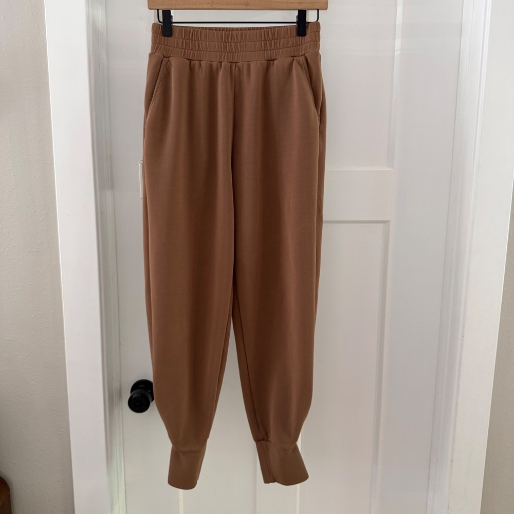 Varley Relaxed Fit Track Pants Golden Bronze Brown Joggers Small